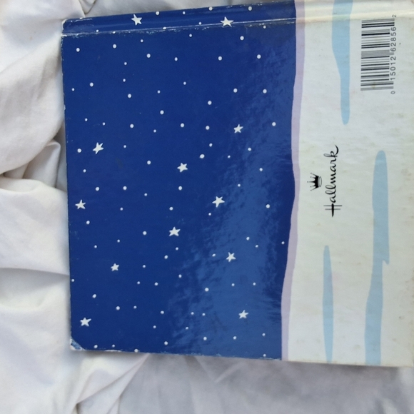 Hallmark The Joy of A Peanuts Christmas - Picture 7 of 9